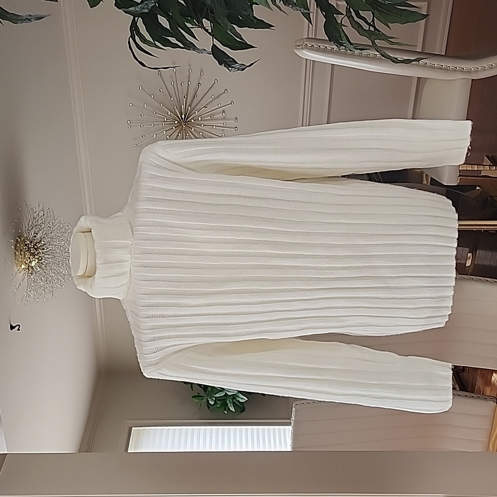 Mens, White Cream Large Sweater